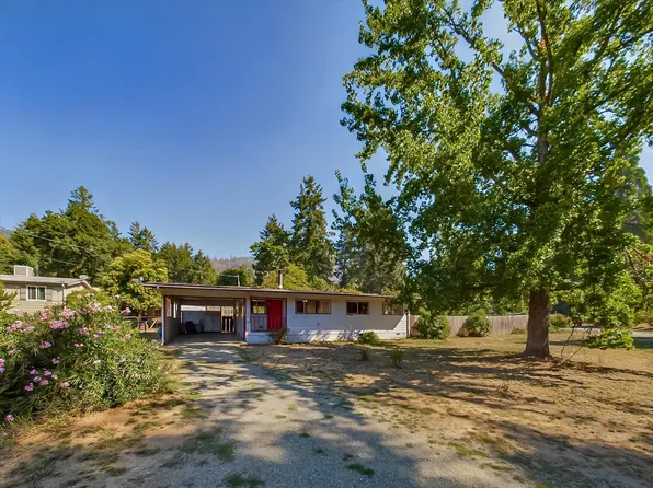 2160 Salyer Loop Rd, Salyer, CA 95563