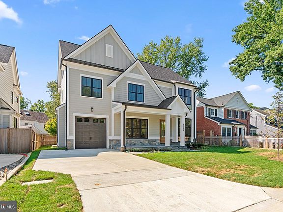 3rd image of 5104 Fairglen Ln