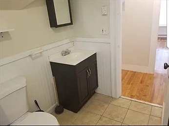 1060 Pleasant St #3 — Photo 12