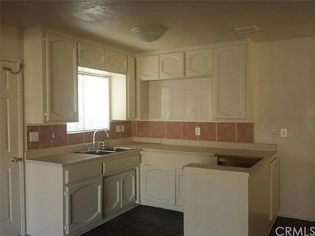 2nd image of 2111 S San Antonio Ave