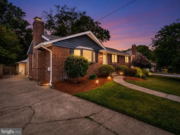 4704 Taney Ave, Alexandria, VA 22304