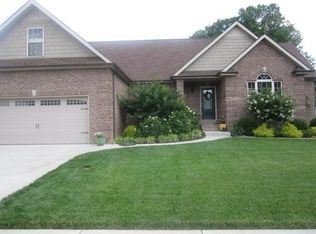 673 Richards Dr, Clarksville, TN 37043