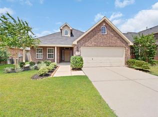8223 Silent Deep Dr, Rosenberg, TX 77469