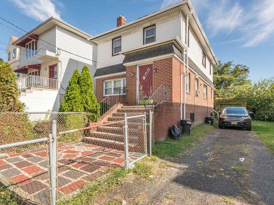 2nd image of 74 Lembeck Ave