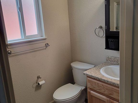 4th image of 1219 4th St #2
