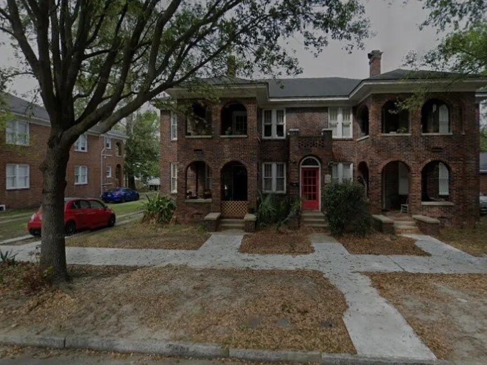 1318 E Henry St #1322