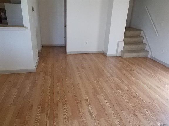 5th image of 35269 Turner Dr