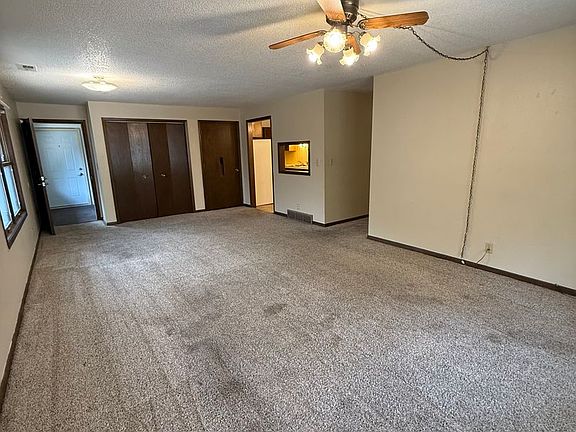 2nd image of 812 N 7th St APT 5