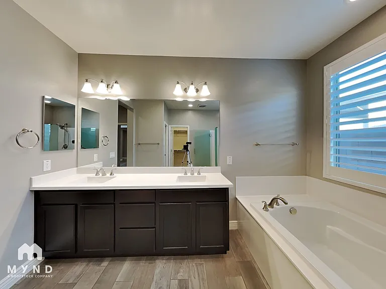 22530 E Tierra Grande — Photo 11