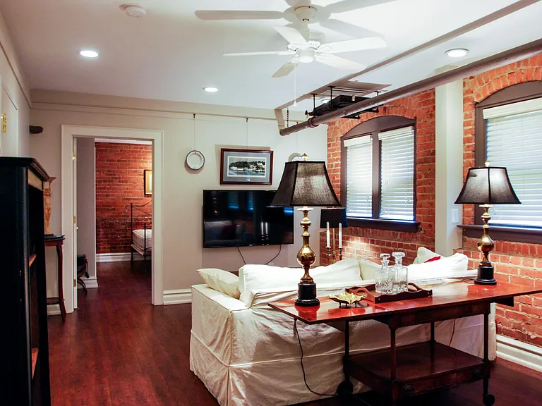 2449 Overlook Rd #7 — Photo 18