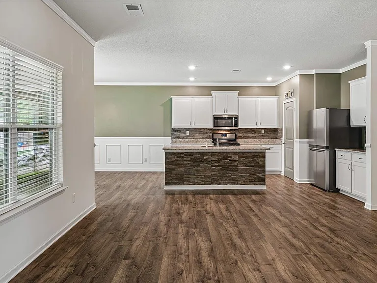 340 Driftwood Loop — Photo 11