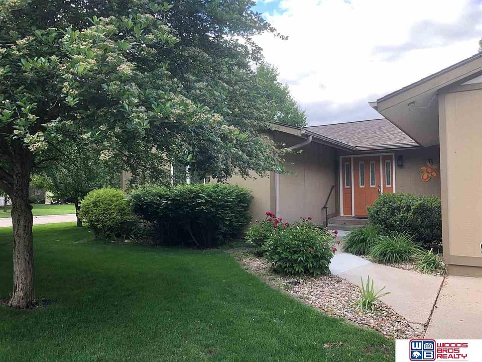 1st image of 1505 Kennedy Dr