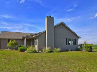 947 Cherry Ridge Dr, Traverse City, MI 49696