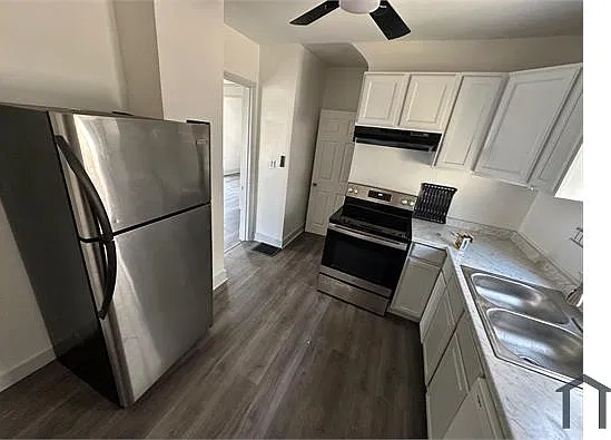 3 bed, 1144 sqft, $1,800 — Photo 3