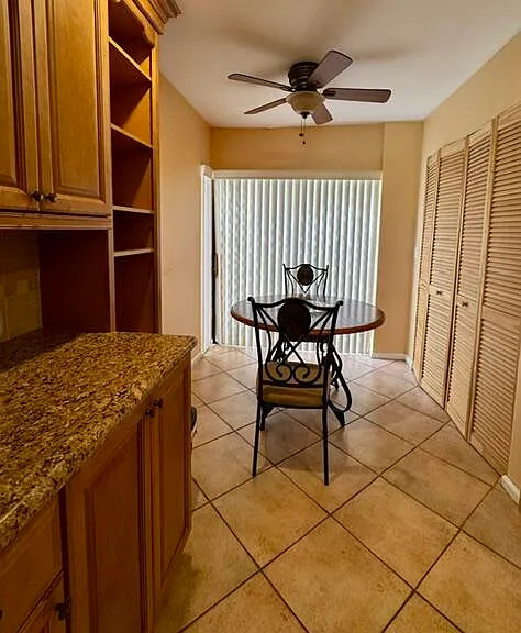 505 Prestwick Cir — Photo 6