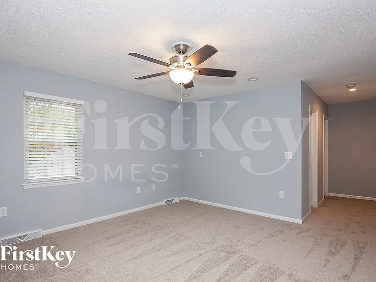 4219 Saint Audrey Pl — Photo 8