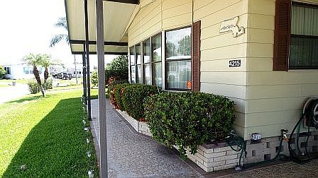 3rd image of 4215 Long Lake Dr S