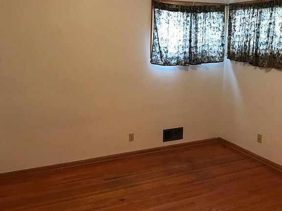 3rd image of 1936 Nokomis Ave