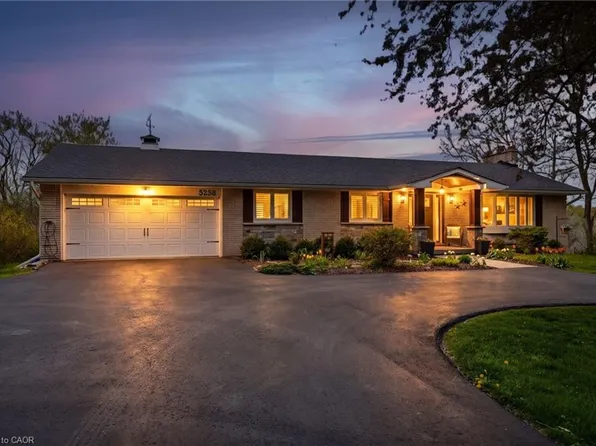 5258 Cedar Springs Rd, Burlington, ON L7P 0B9