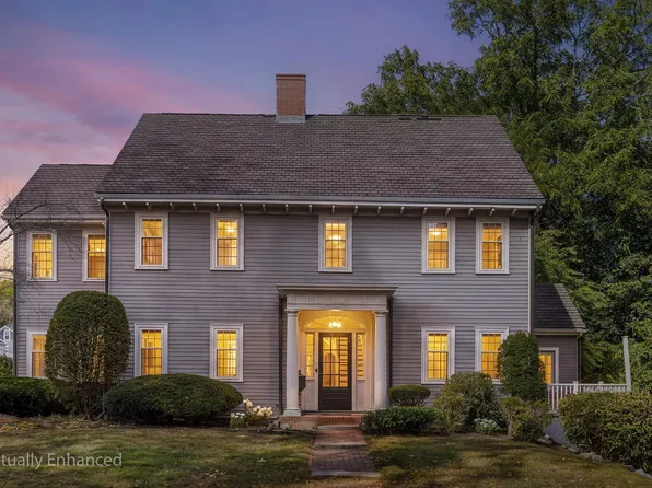 133R Pleasant St, Woburn, MA 01801