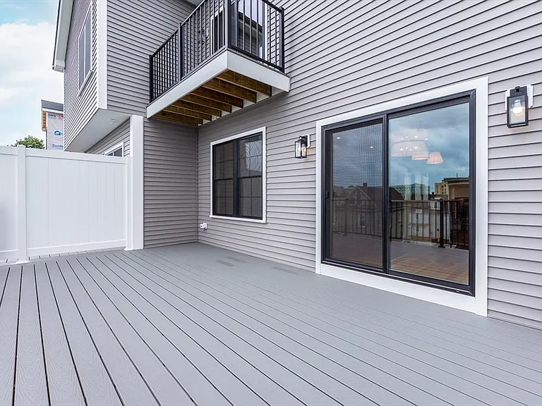 165 Campbell Ave #2 — Photo 4