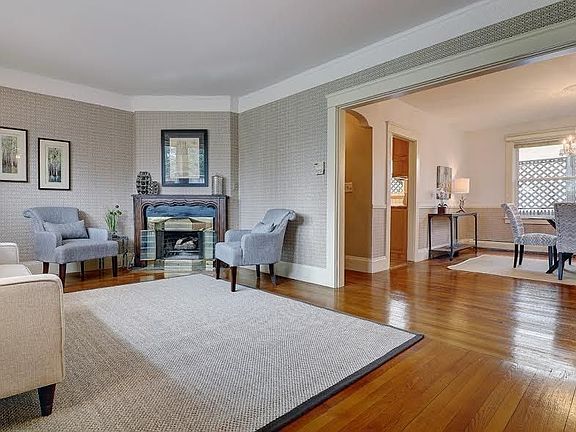 5th image of 62 Blackstone Blvd #2
