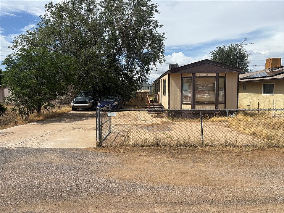2nd image of 3565 E Butler Avenue