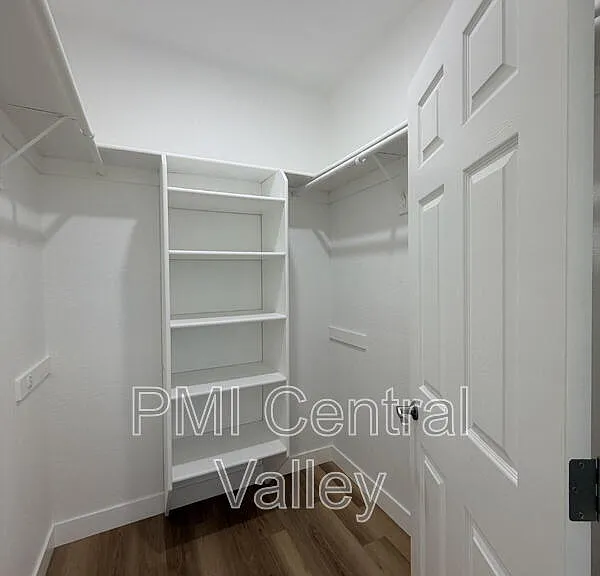 2210 Birchwood Ct — Photo 26
