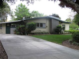 2404 E Lake Hartridge Dr, Winter Haven, FL 33881