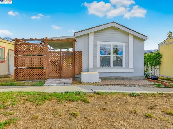 211 Manitoba Ter, Fremont, CA 94538
