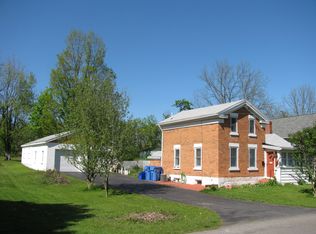 76 Pleasant St, Phelps, NY 14532