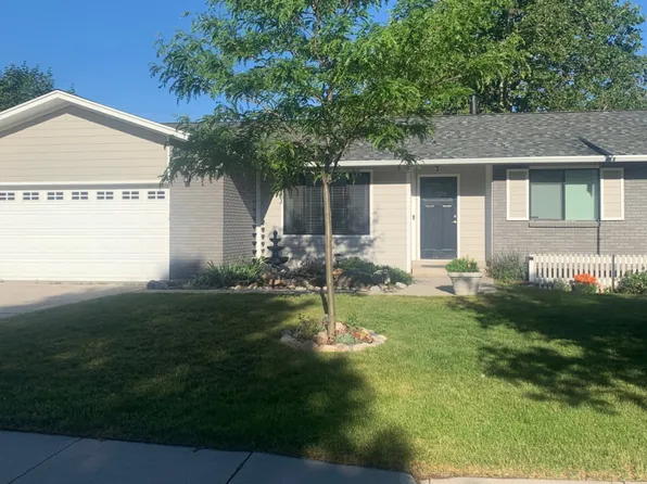 7152 S 2740 E, Cottonwood Heights, UT 84121