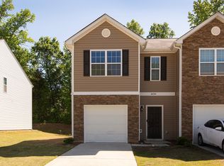 6034 Guildford Hill Ln, Charlotte, NC 28215