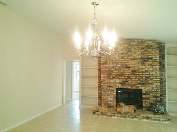 4th image of 7326 Burnway Dr
