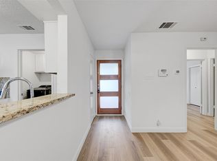 2106 Nickerson St #105, Austin, TX 78704