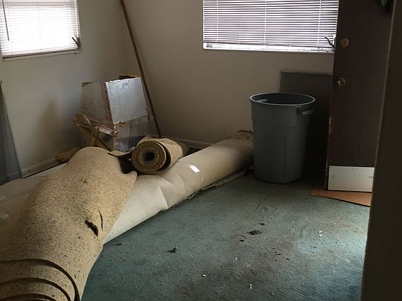 5th image of 2804 W 8th St
