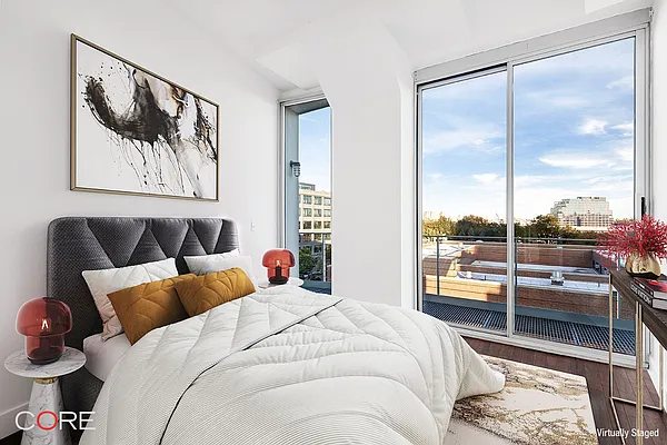 Rented by CORE | media 48