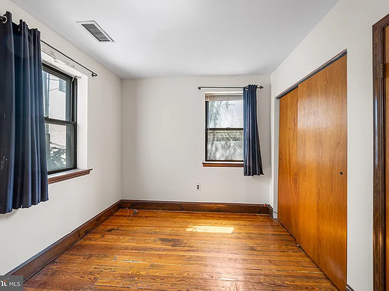 507 Catharine St #2 — Photo 19