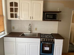 20 Leigh St #D, Clinton, NJ 08809