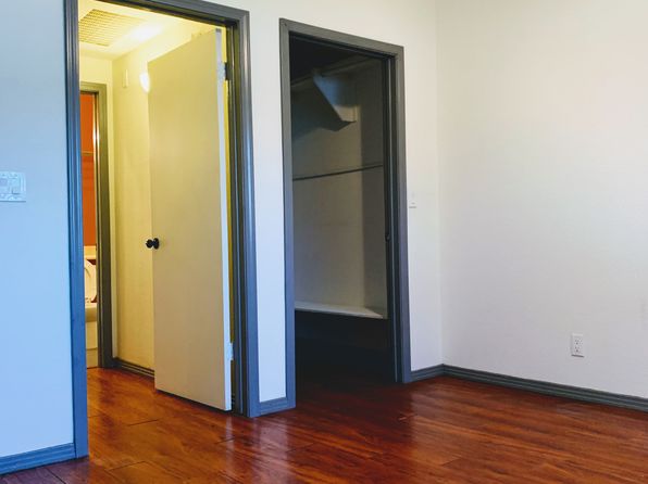 10943 Laurel Canyon Blvd