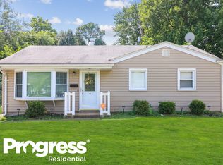 50 Saint Maurice Ln, Florissant, MO 63031