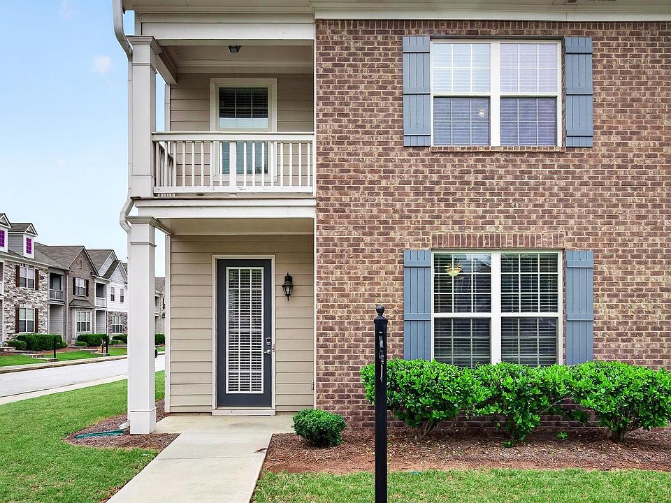1st image of 200 Westwood Trl