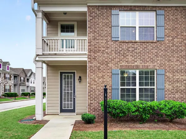 200 Westwood Trl, Fairburn, GA 30213