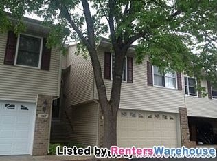 4205 Heine Ct, Eagan, MN 55122