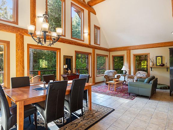 2nd image of 900 Spider Lake Rd