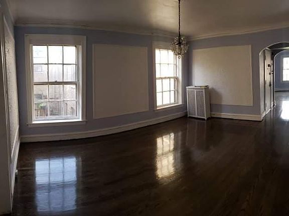 5th image of 6107 N Talman Ave #3