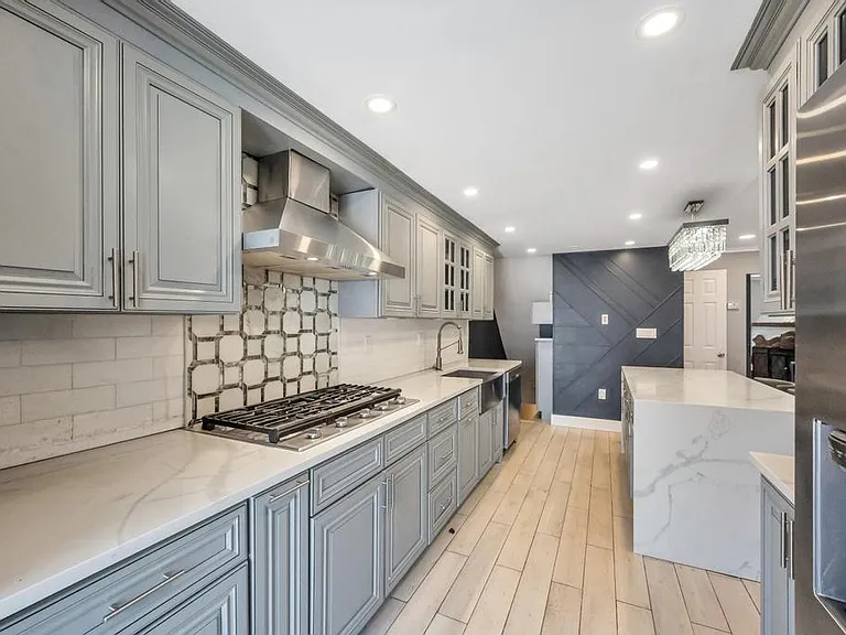 19 Dartmouth St — Photo 33