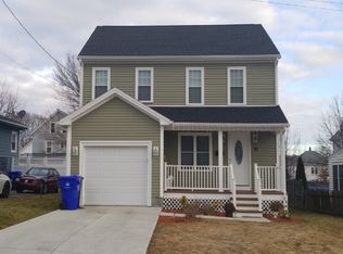 27 Urban Ave, Pawtucket, RI 02860