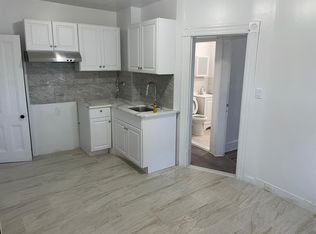 16 Hopper St, Paterson, NJ 07522