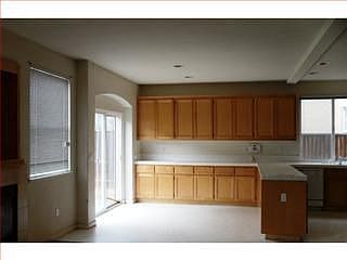4th image of 758 Runnymede St